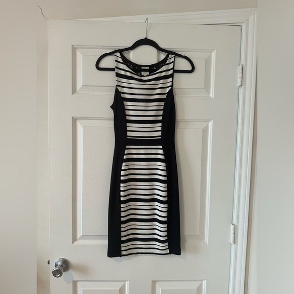 Beautiful Anthro 00s Dress - Picture 1 of 6